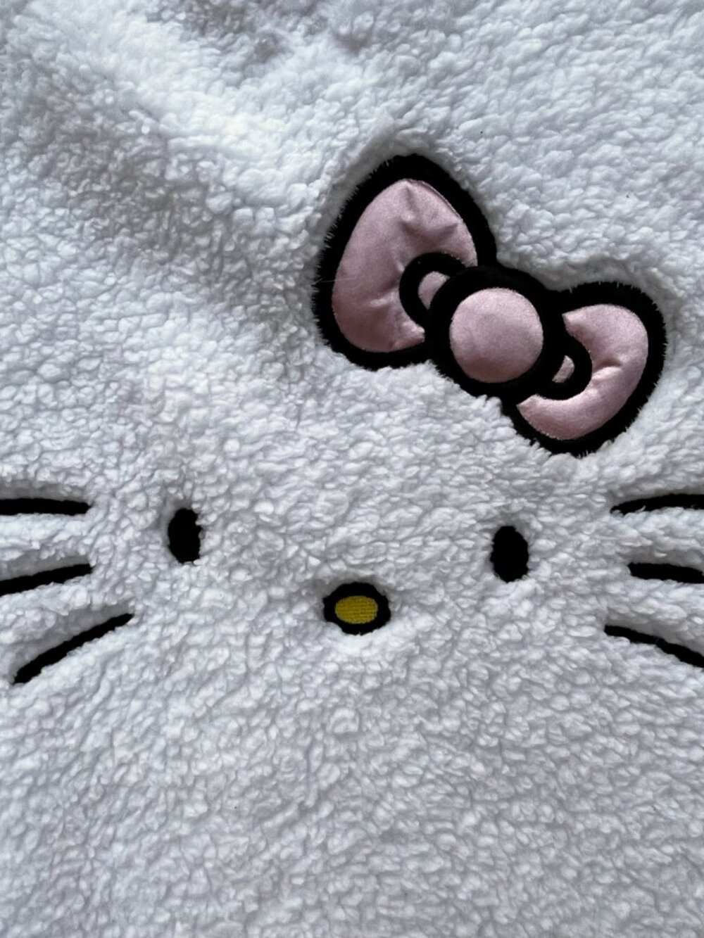 HELLO KITTY SANRIO FLEECE SLEEPWEAR SWEATER Women’s sz 2X White Faux Fur - Picture 2 of 10